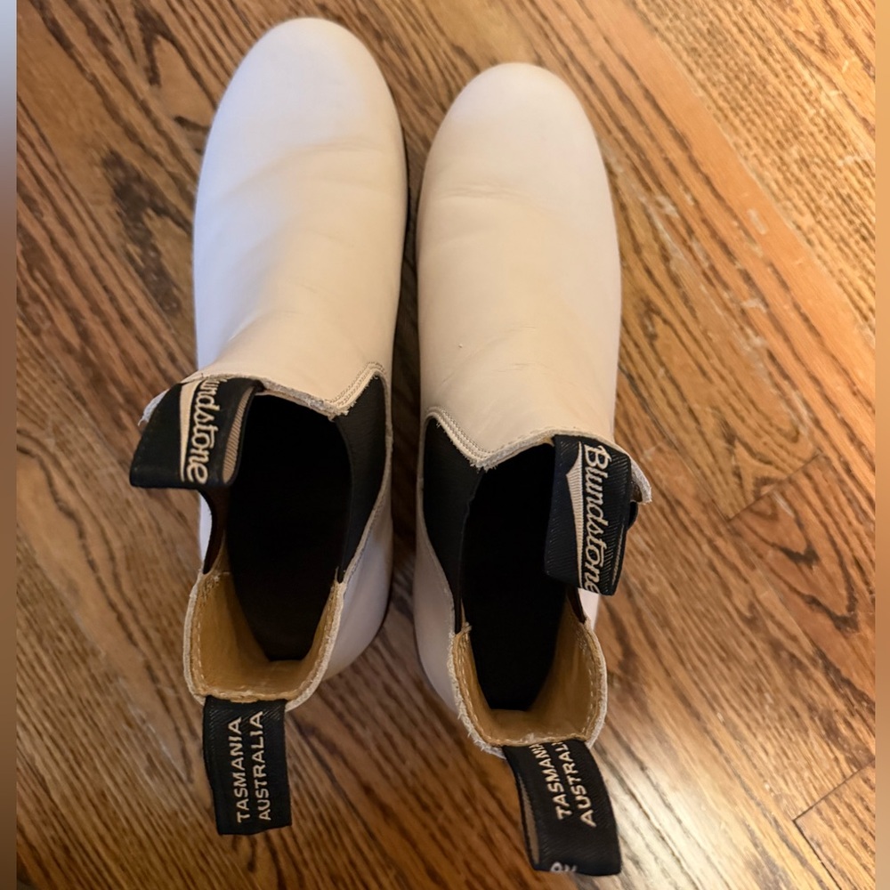 White Heeled Blundstone boots #1671 - Picture 5 of 8